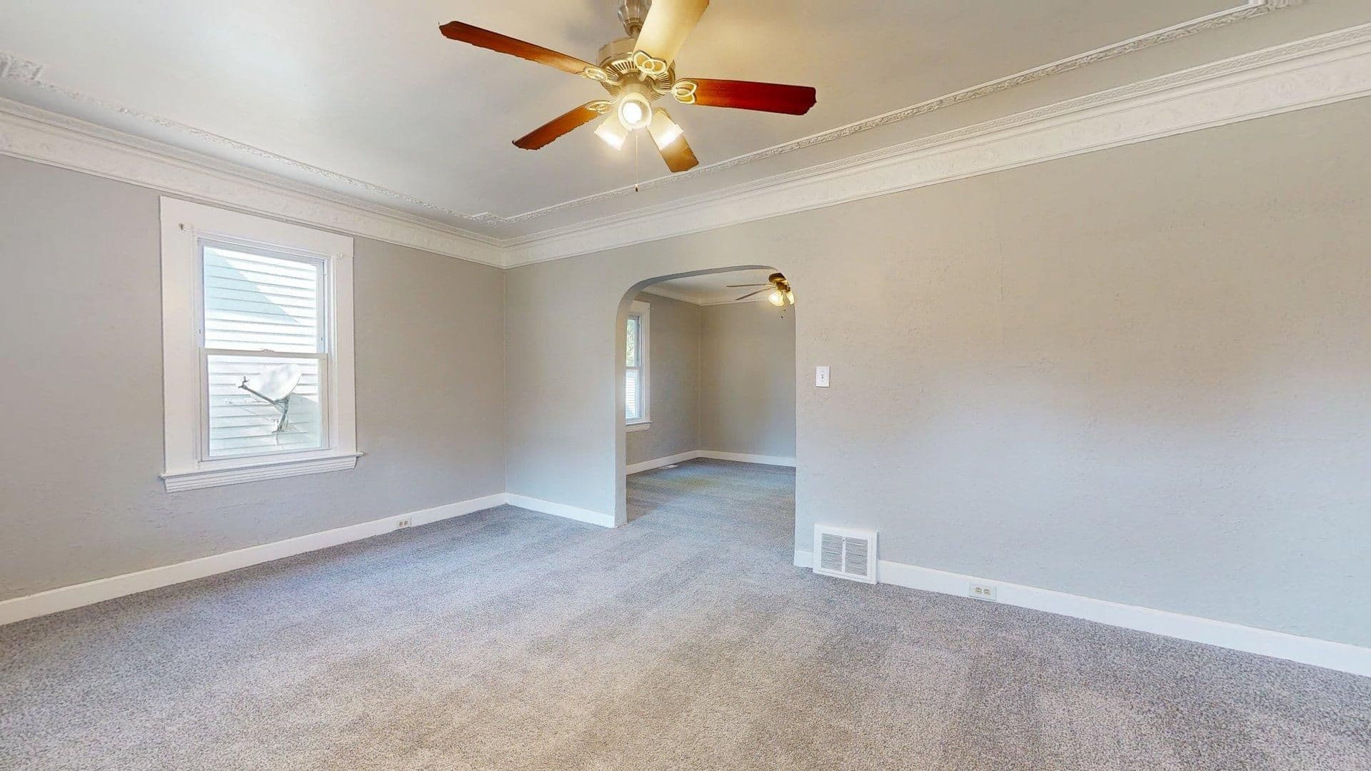 Cleveland House: 10914 Oliver Road