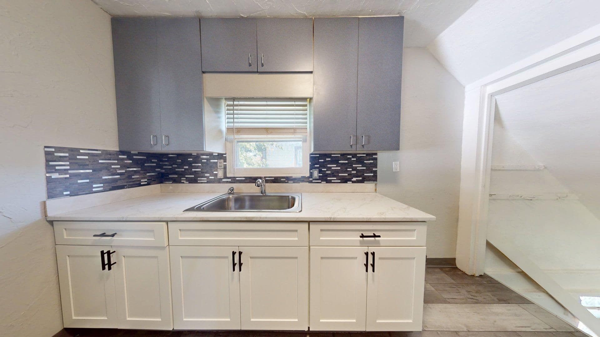 Cleveland House: 10914 Oliver Road