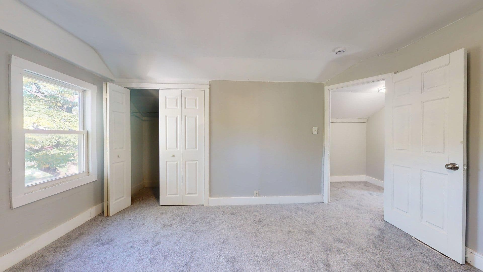 Cleveland House: 6617 Wakefield Avenue
