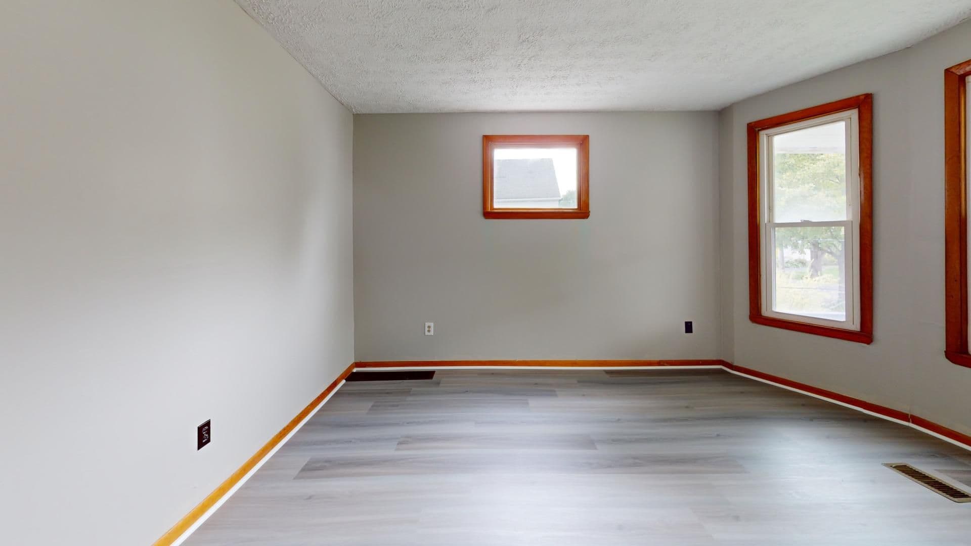 Cleveland Apartment: 3518-3520 West 54th St.