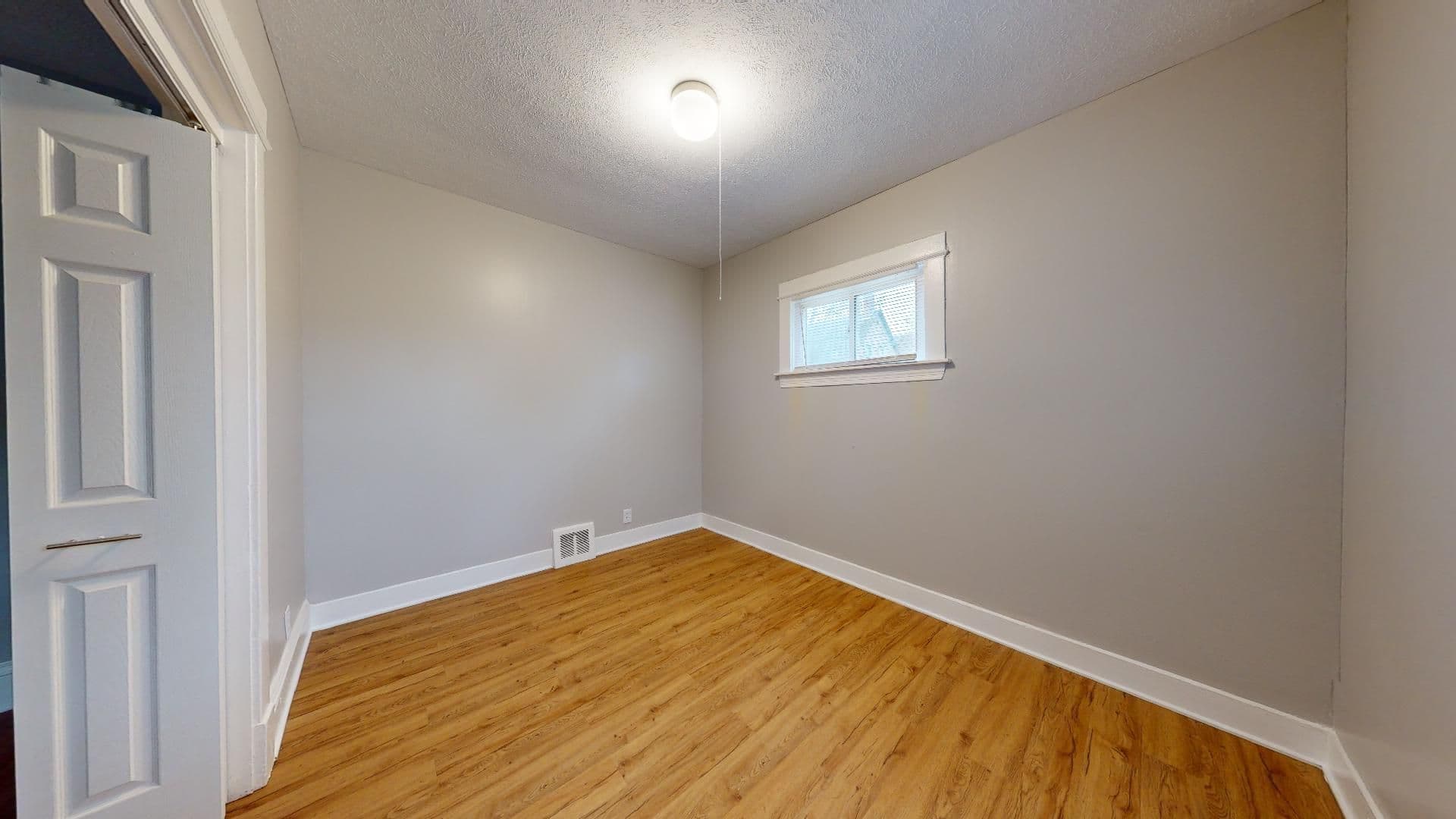 Cleveland Apartment: 4420 Bush Ave.