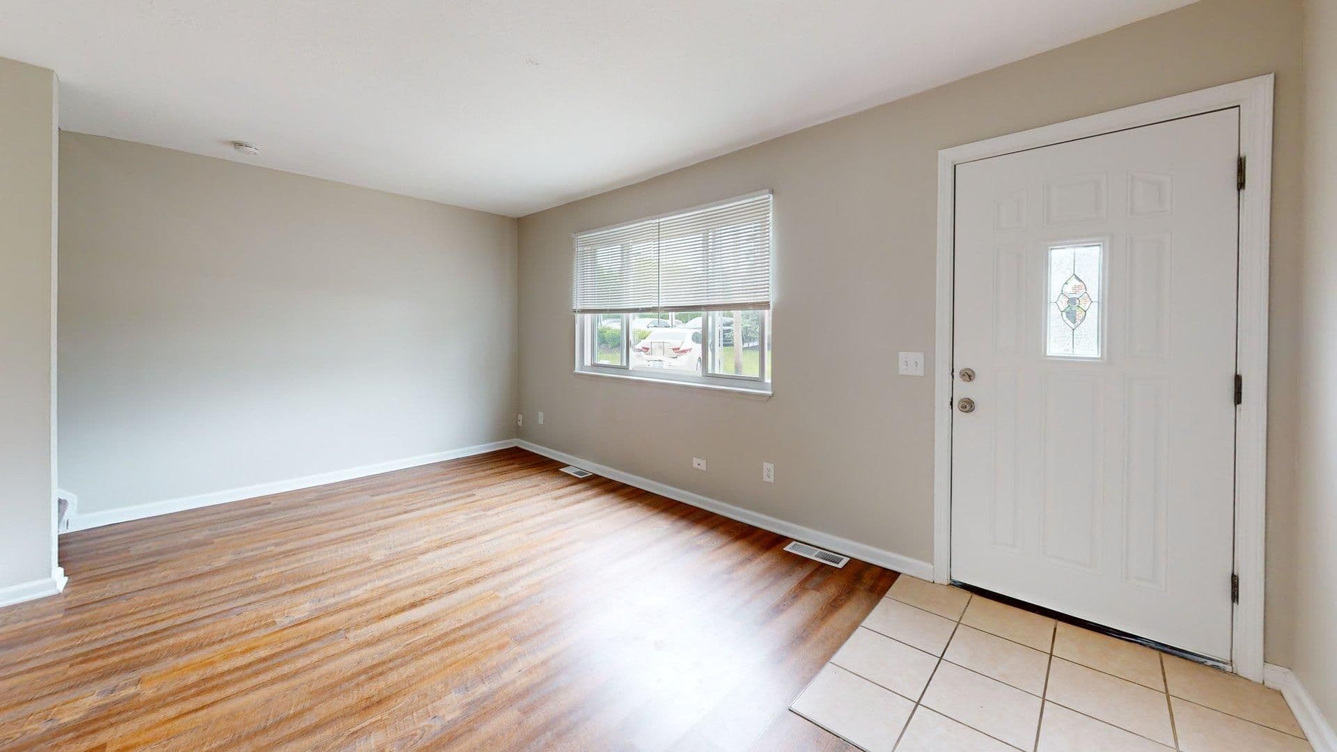 Elyria Apartment: 630 S. Abbe Rd.