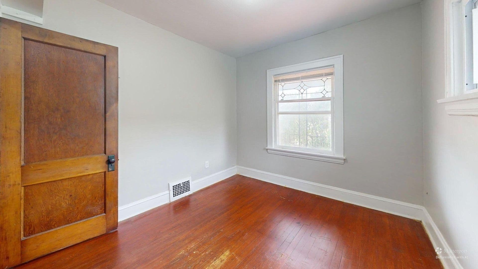 Garfield Heights Apartment: 9715 Plymouth Avenue