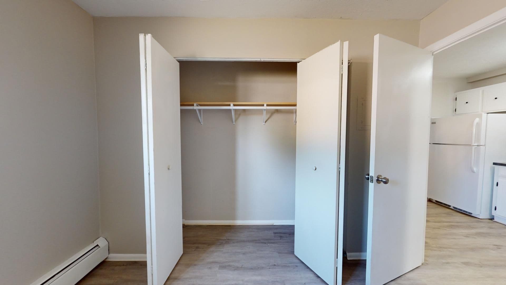 Maple Heights Apartment: 15312 Maple Park Dr.