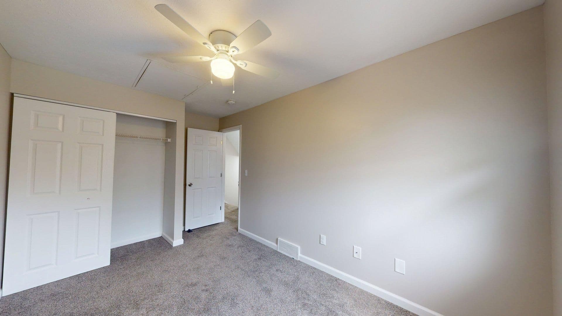 Elyria Apartment: 630 S. Abbe Rd.