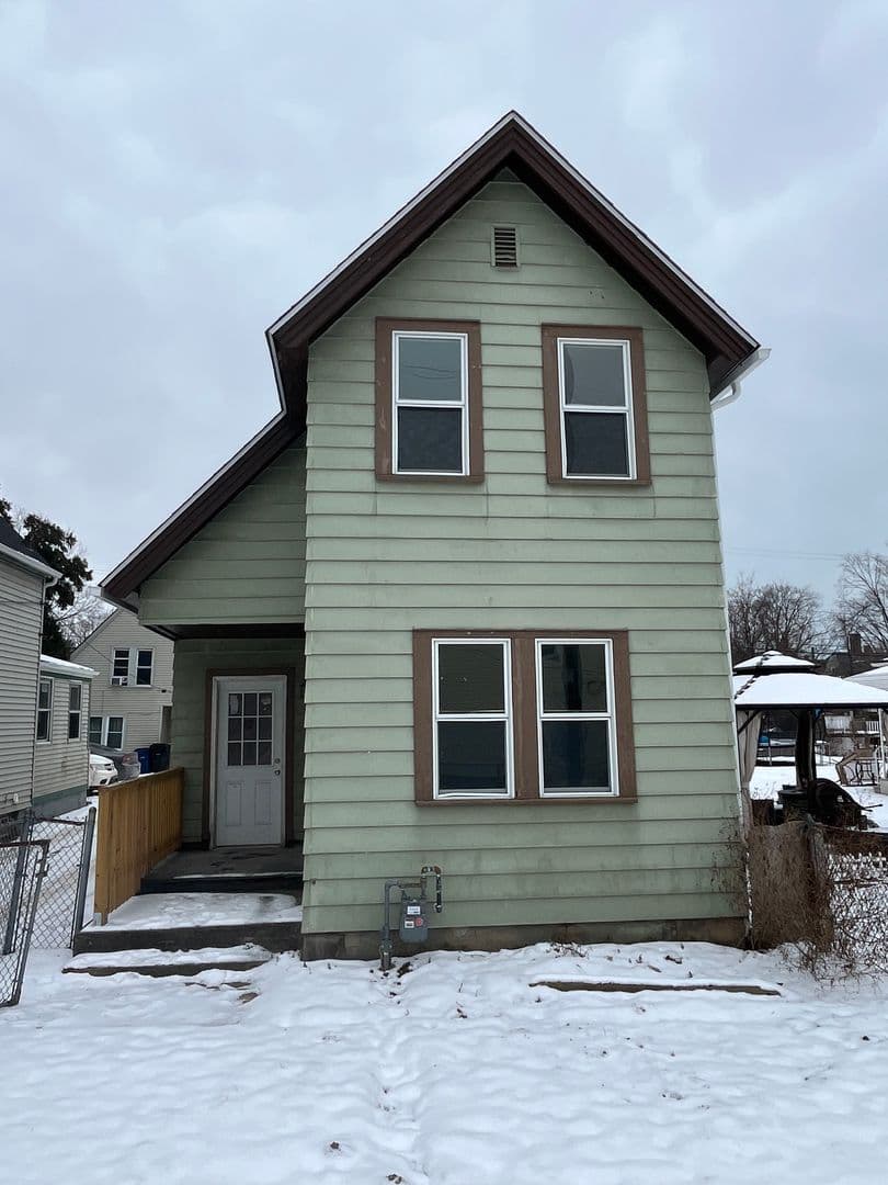 Cleveland House: 3794 West 31st St.