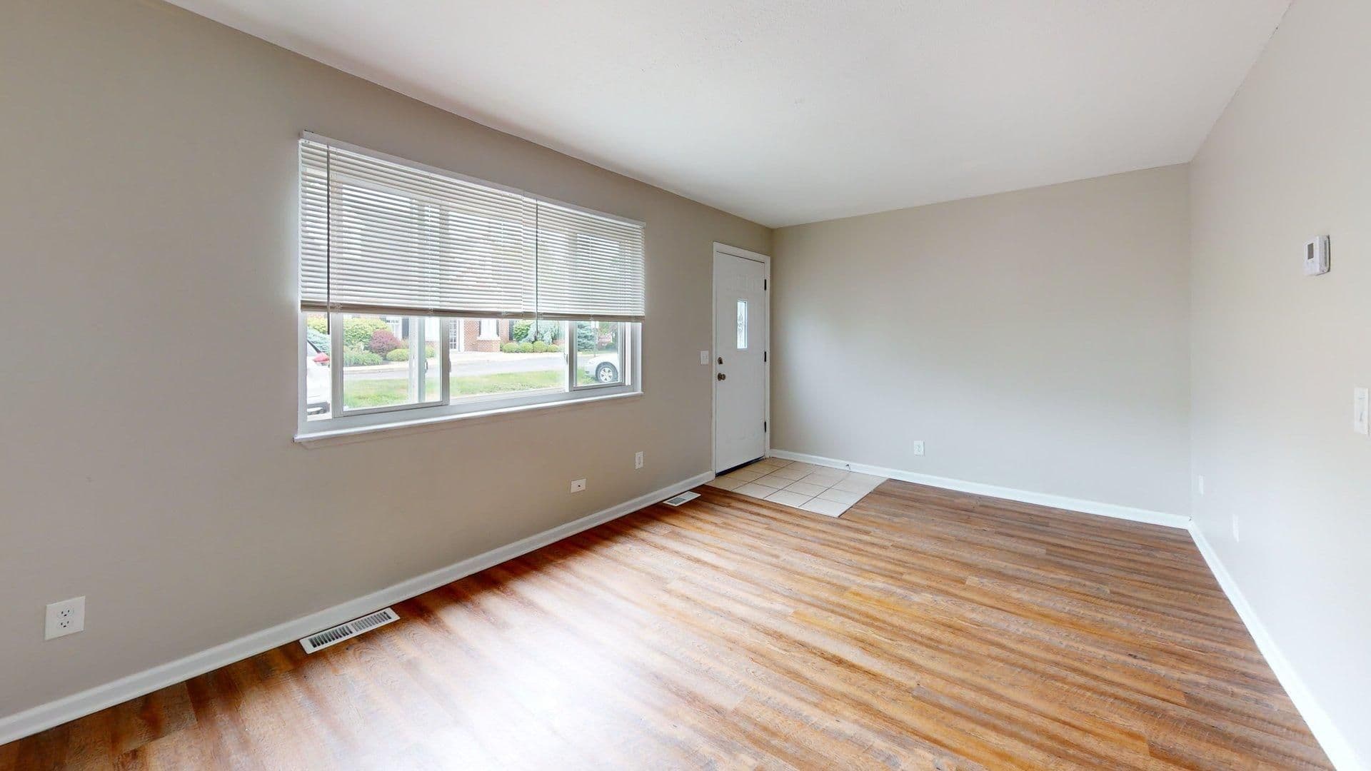 Elyria Apartment: 630 S. Abbe Rd.