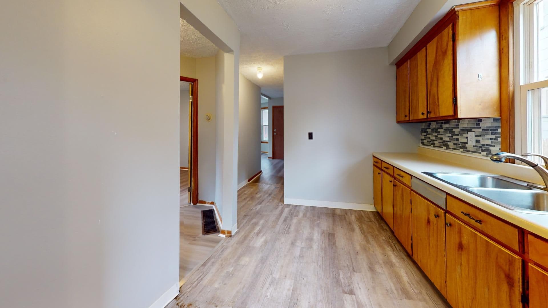 Cleveland Apartment: 3518-3520 West 54th St.