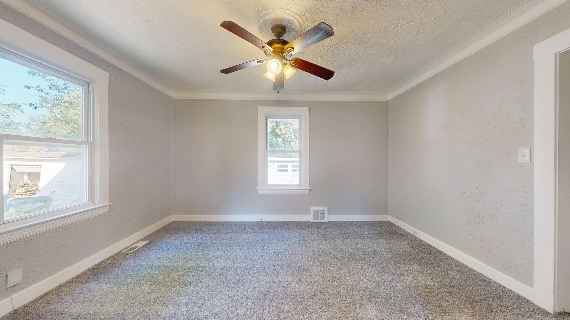 Cleveland House: 10914 Oliver Road
