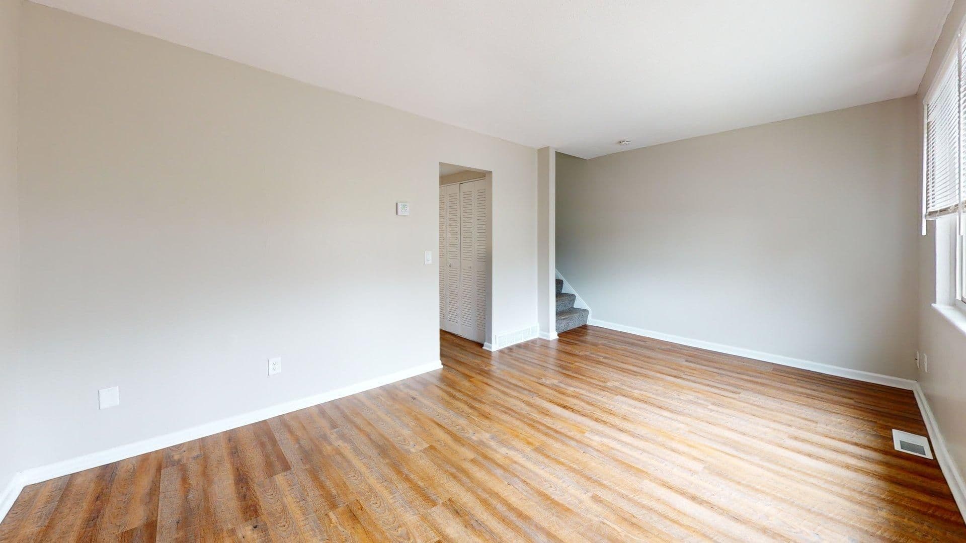 Elyria Apartment: 630 S. Abbe Rd.