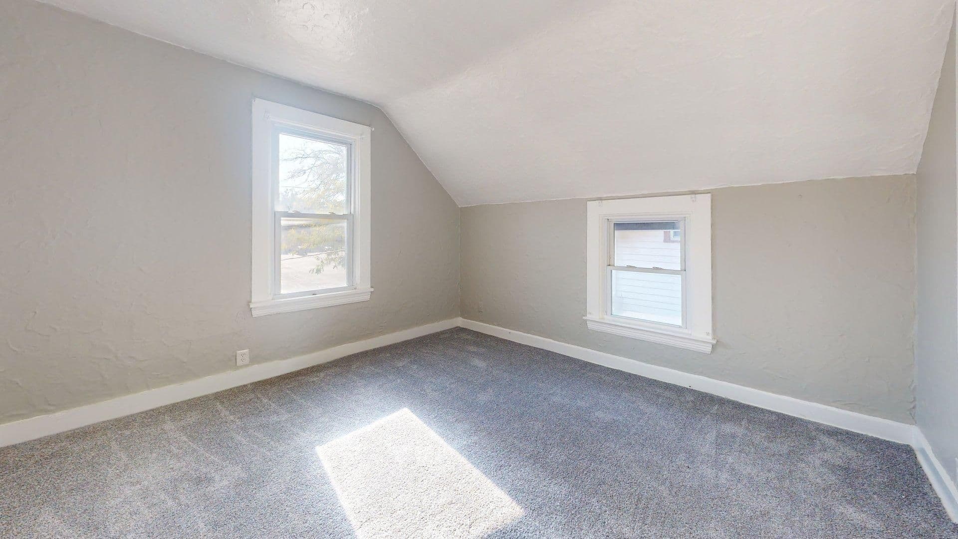 Cleveland House: 10914 Oliver Road