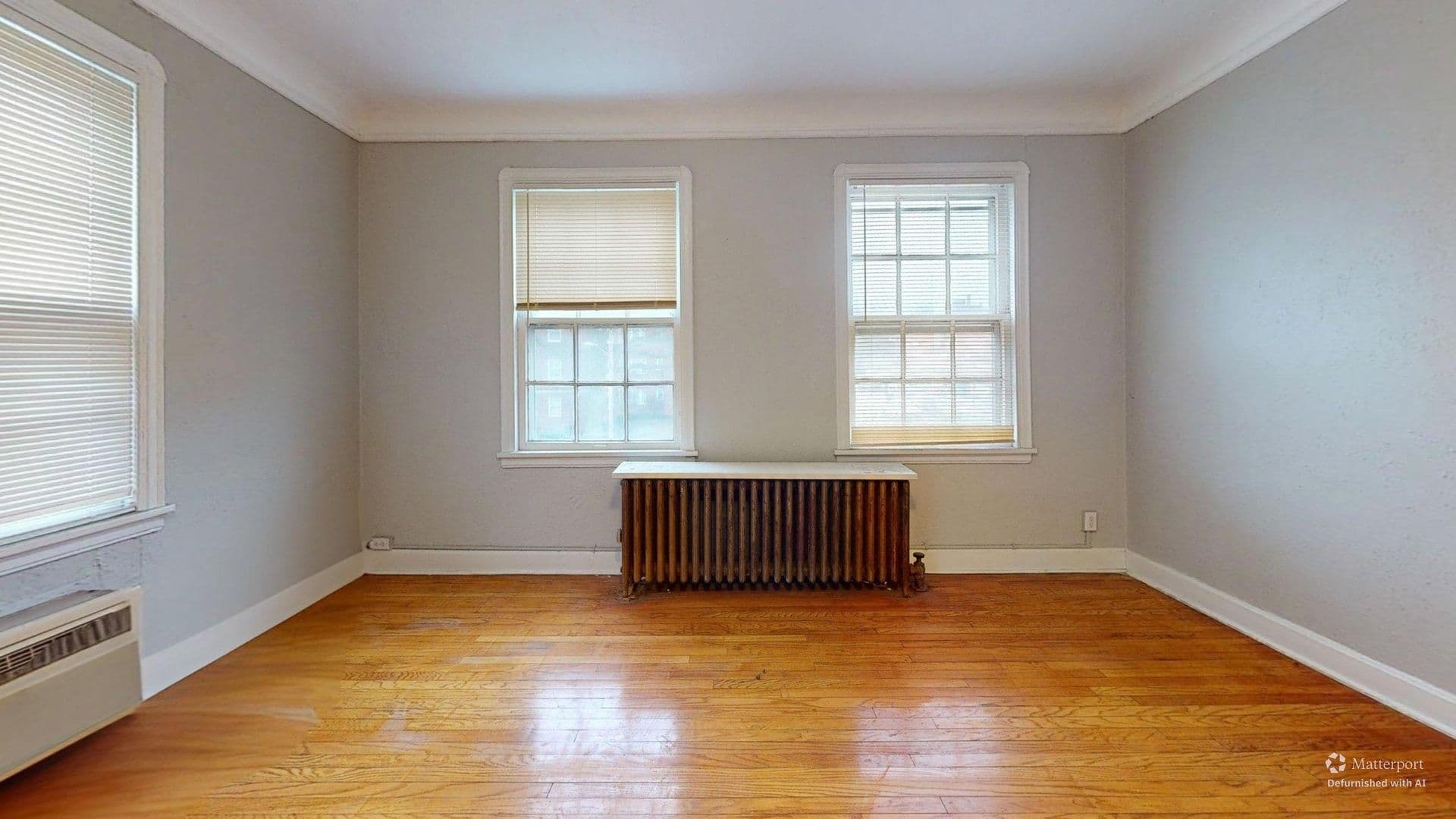 Shaker Heights Apartment: 2534 - 2538 Kemper Rd