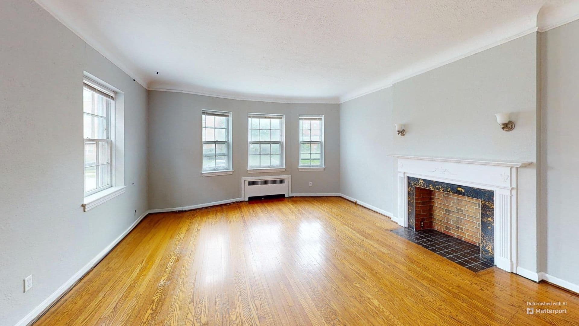 Shaker Heights Apartment: 2566 Kemper Rd.