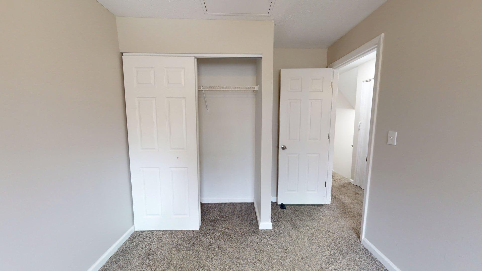 Elyria Apartment: 630 S. Abbe Rd.