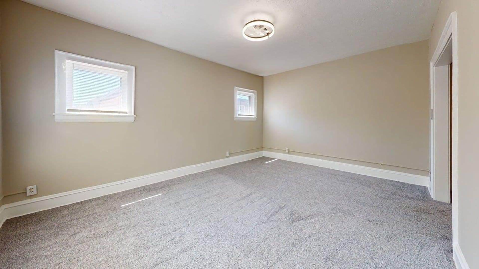 Cleveland Apartment: 3845 Riveredge Rd.