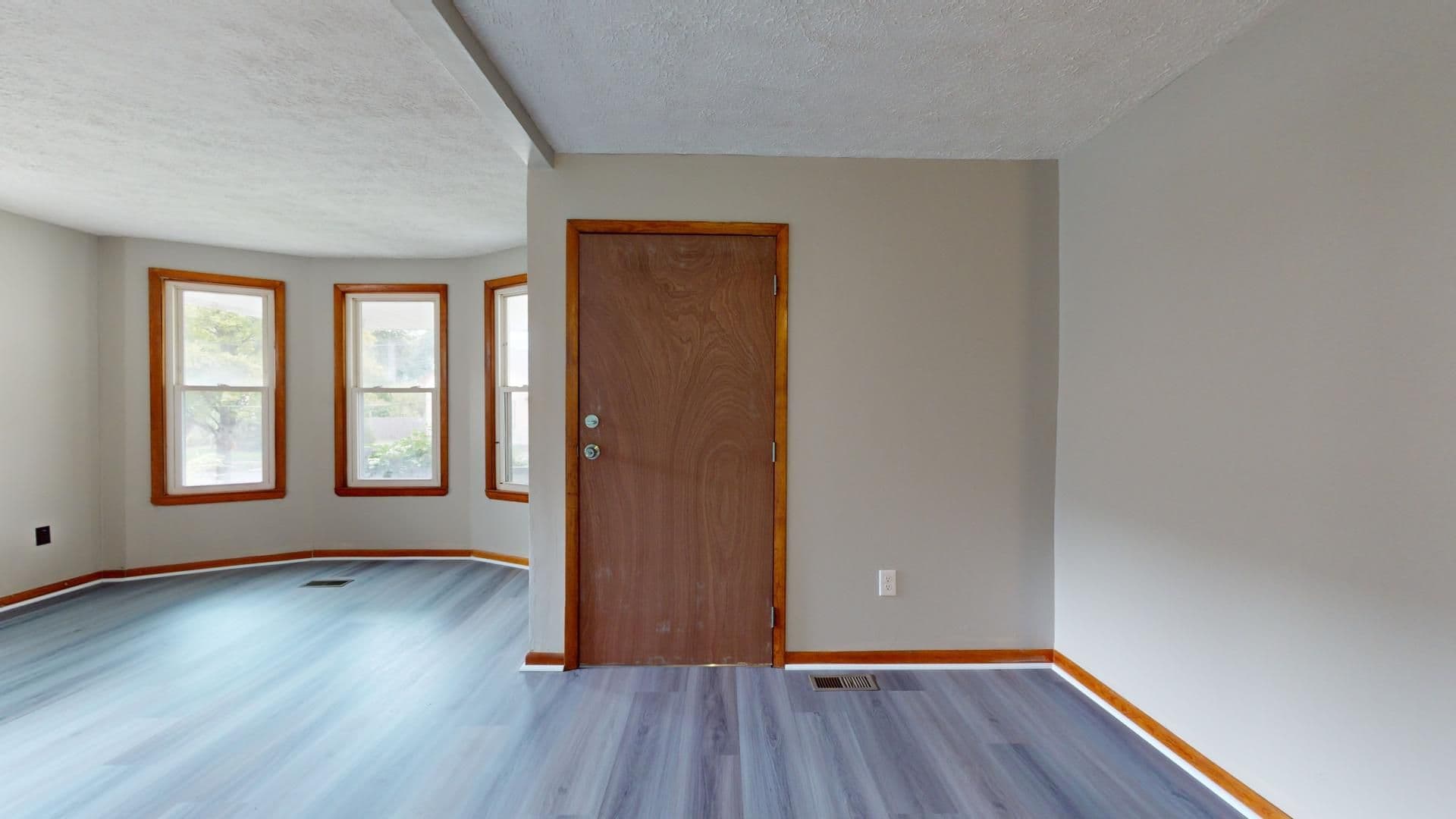 Cleveland Apartment: 3518-3520 West 54th St.