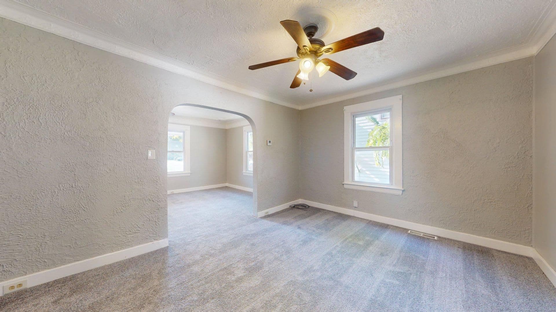 Cleveland House: 10914 Oliver Road