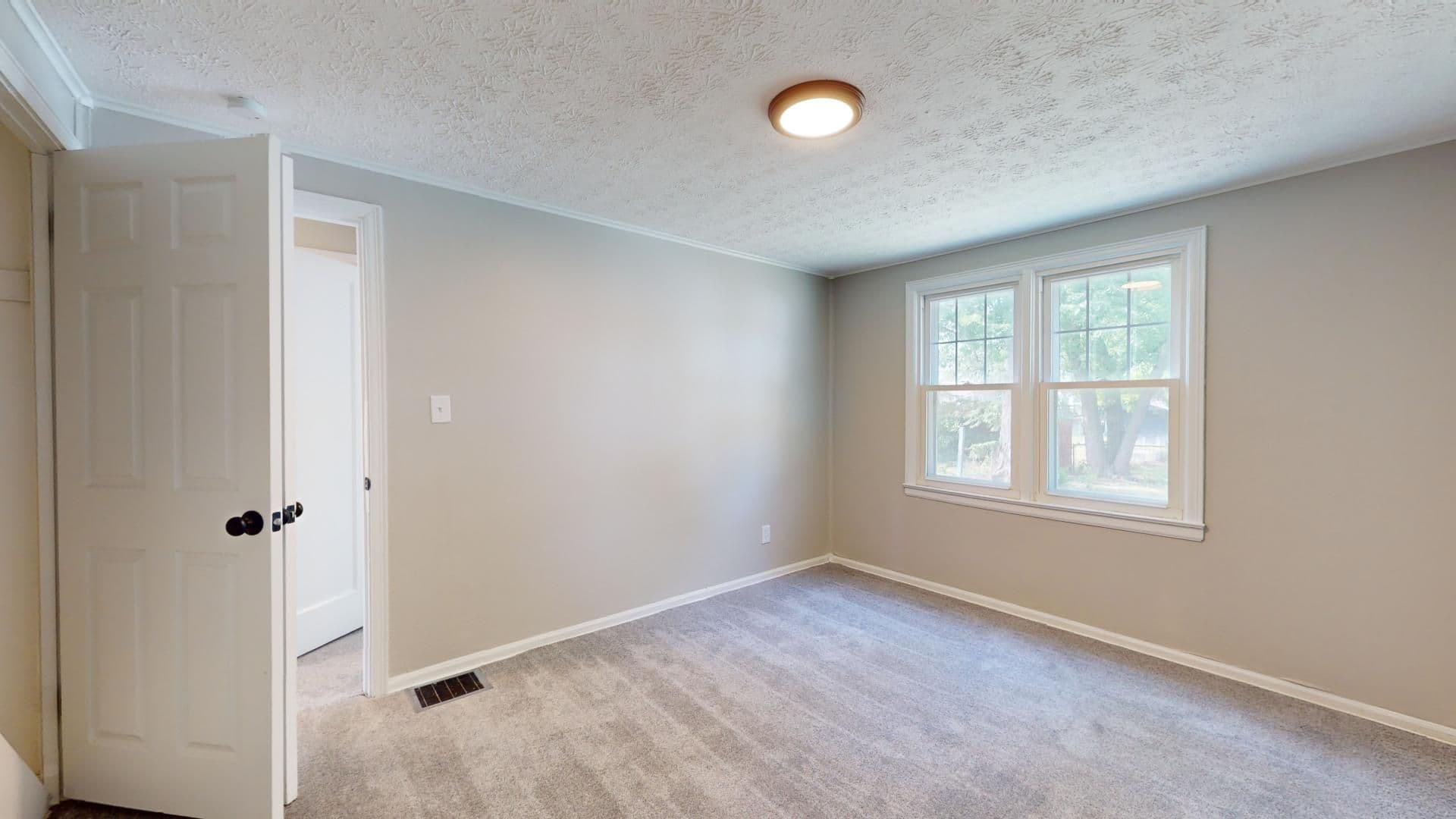 Cleveland House: 18508 Rockland Ave.