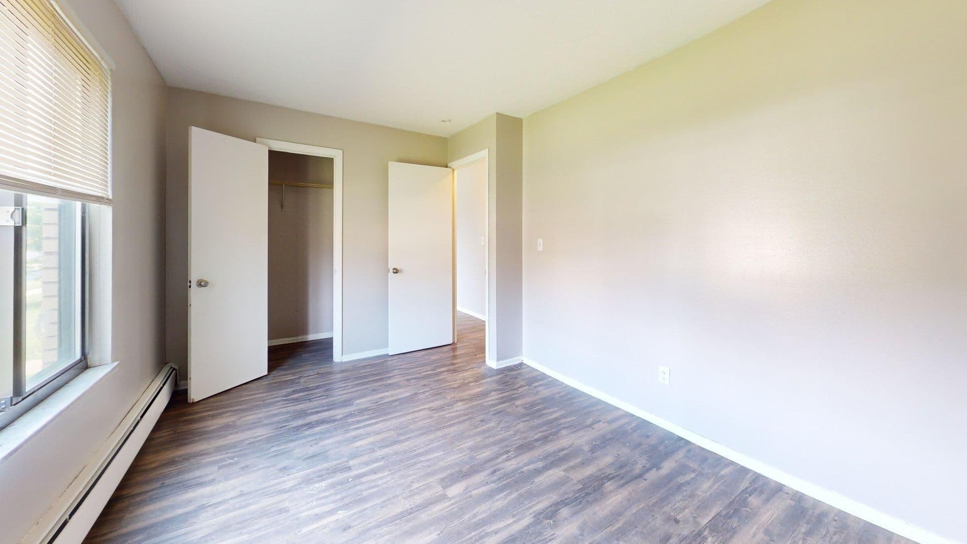 Maple Heights Apartment: 15312 Maple Park Dr.
