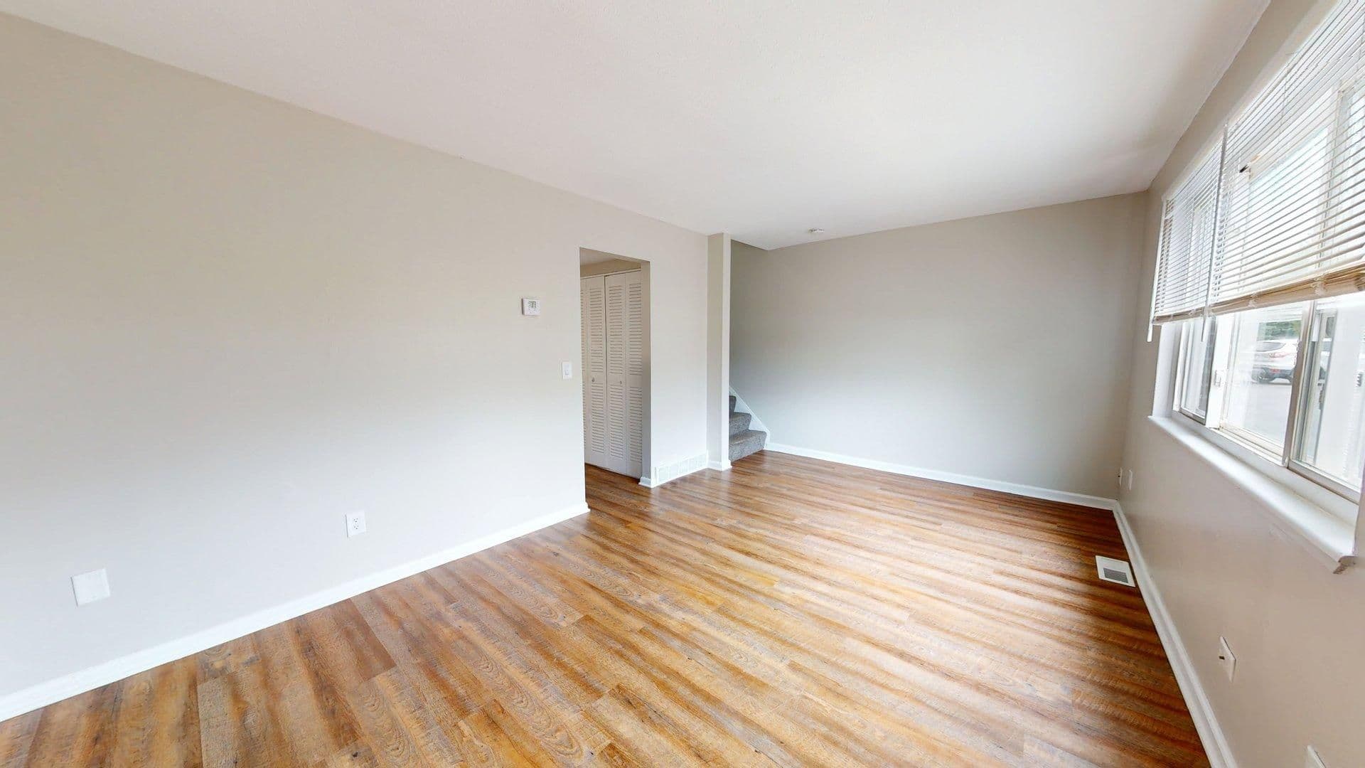Elyria Apartment: 630 S. Abbe Rd.