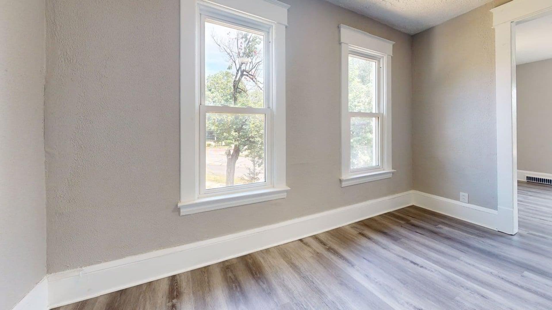 Akron Apartment: 753 Johnston Street