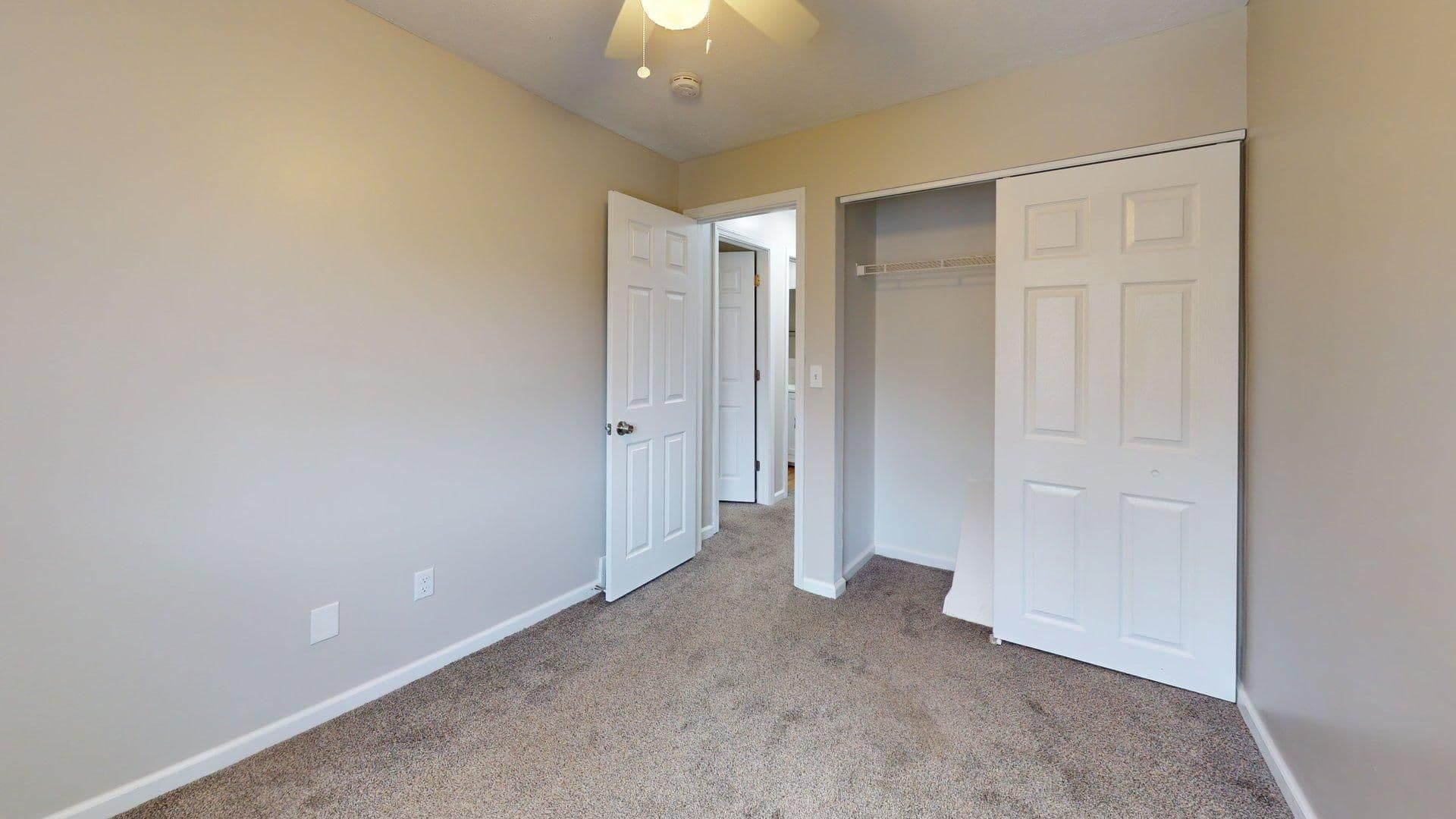 Elyria Apartment: 630 S. Abbe Rd.