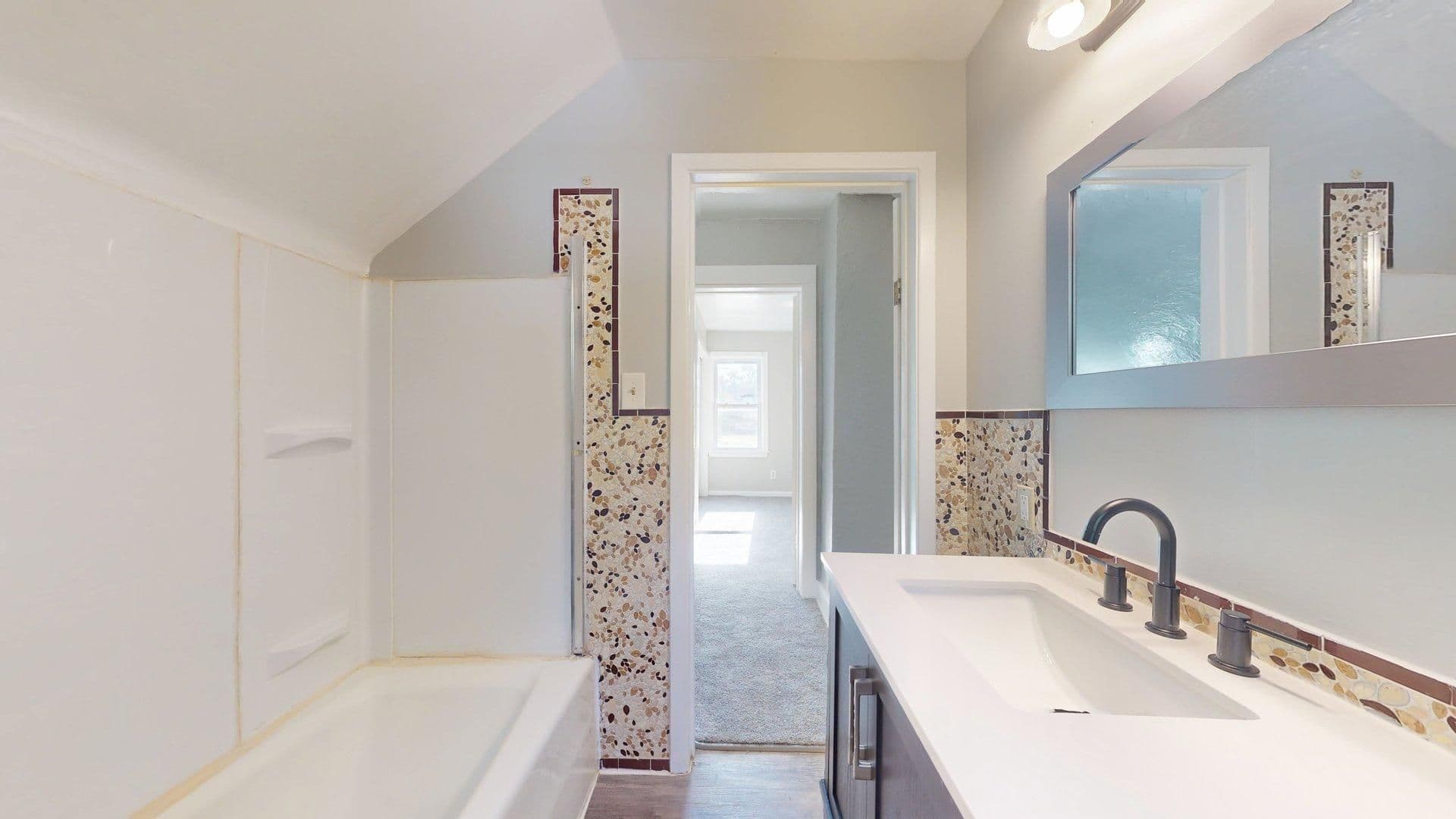 Cleveland House: 10914 Oliver Road