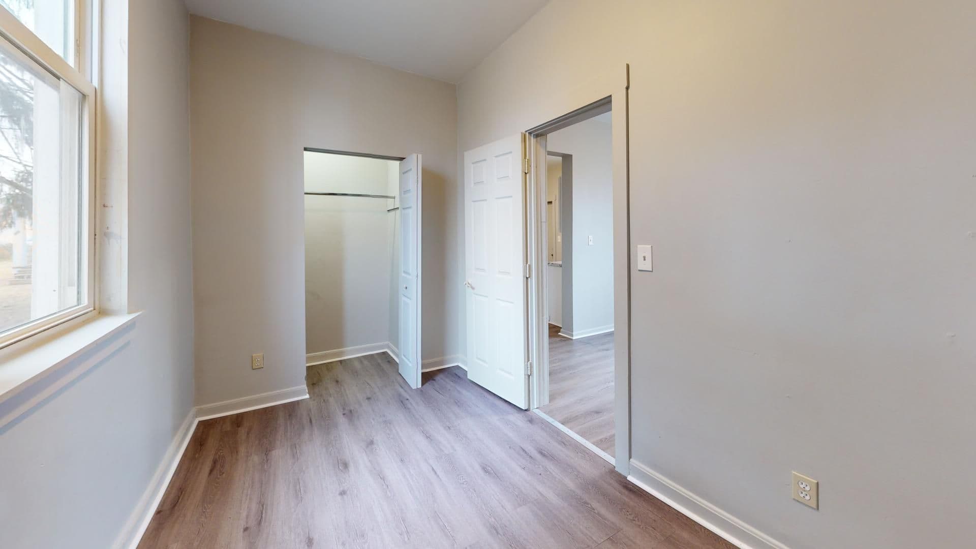 Cleveland Apartment: 3209 West 46th St
