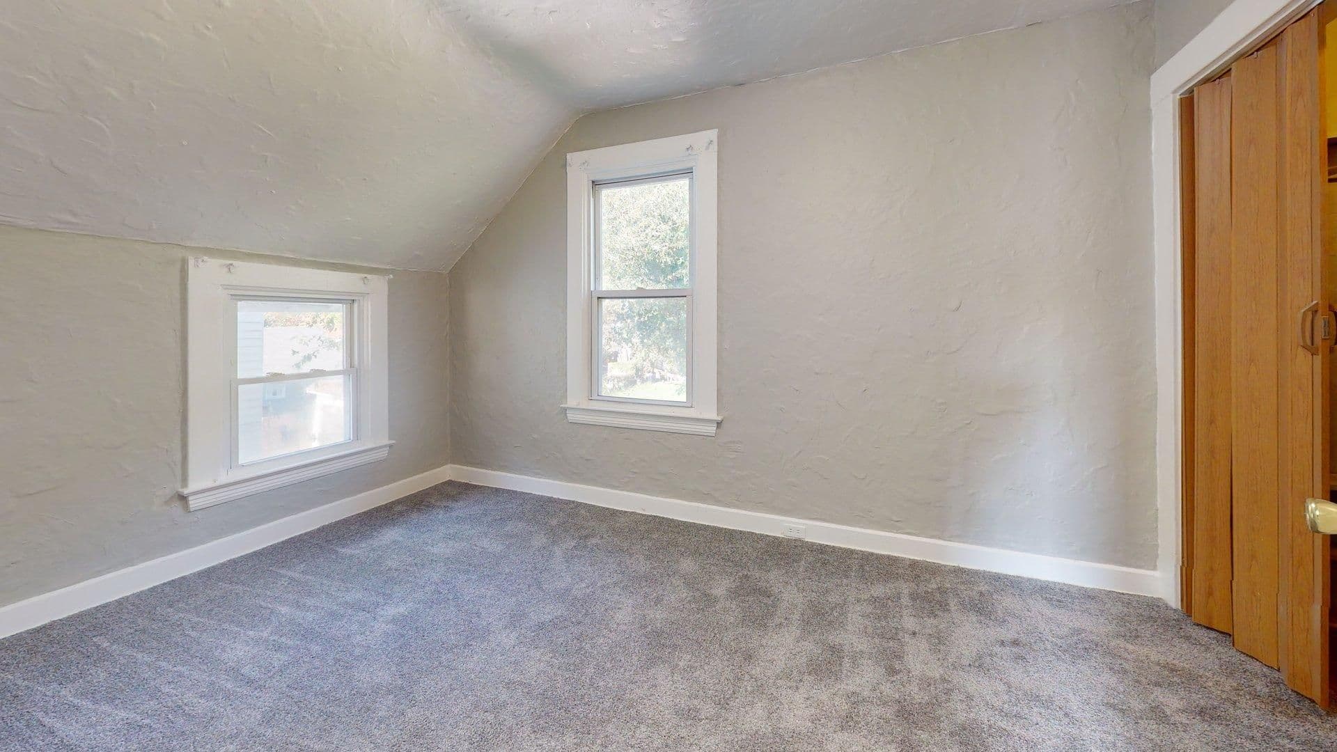 Cleveland House: 10914 Oliver Road