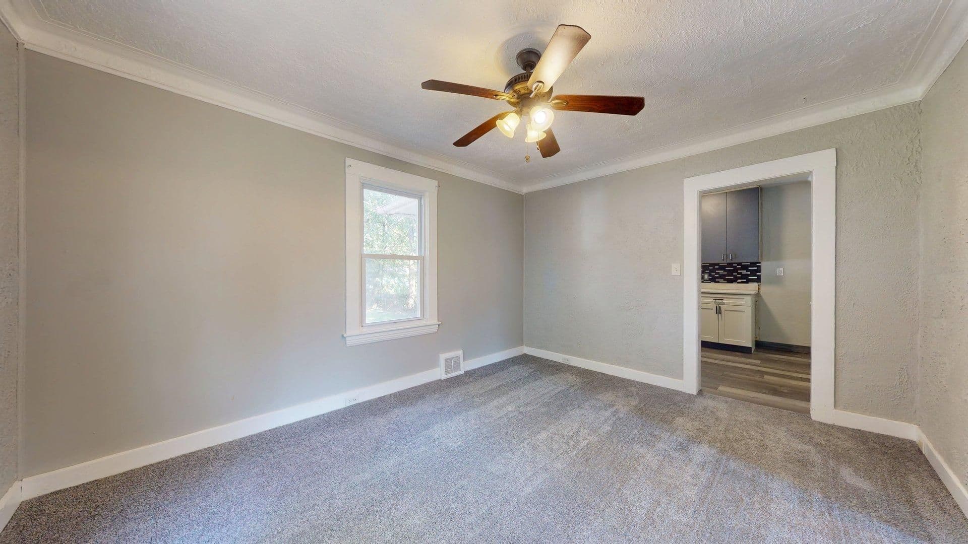 Cleveland House: 10914 Oliver Road
