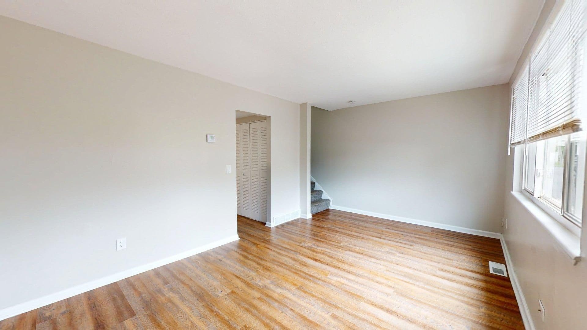 Elyria Apartment: 630 S. Abbe Rd.