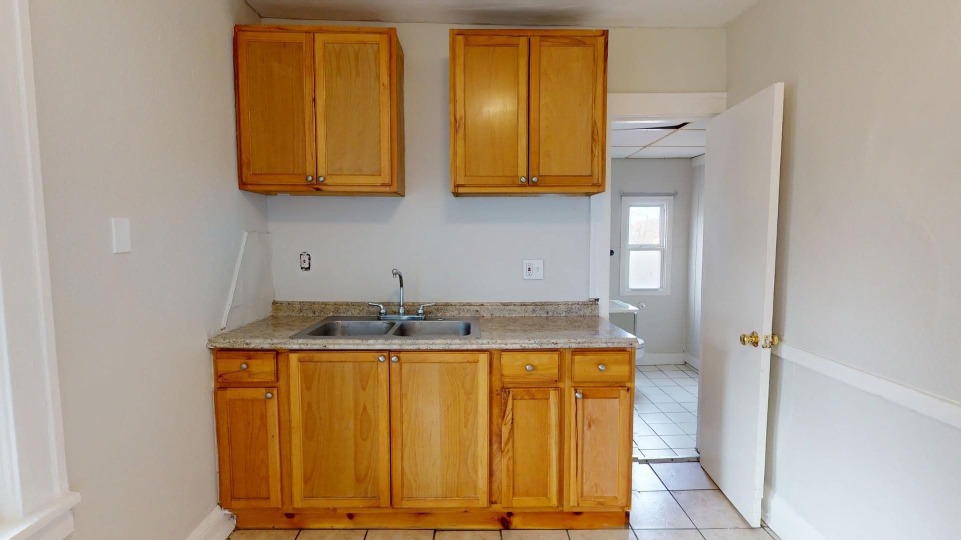 Cleveland Apartment: 3186 West 52nd St.