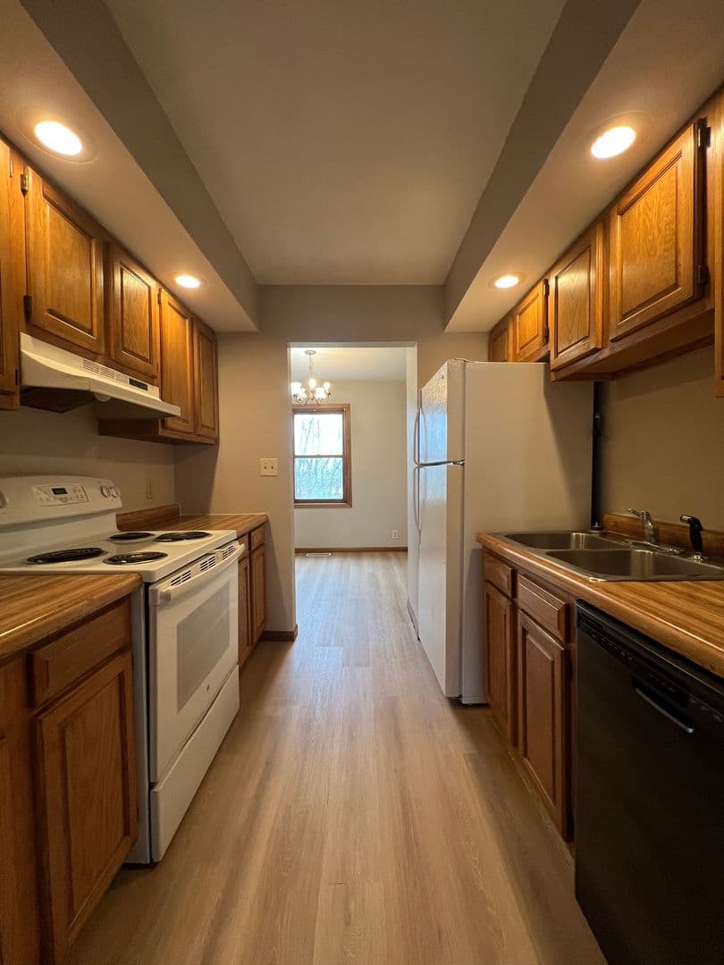 Webster City Apartment: 2540 Edgewood Drive
