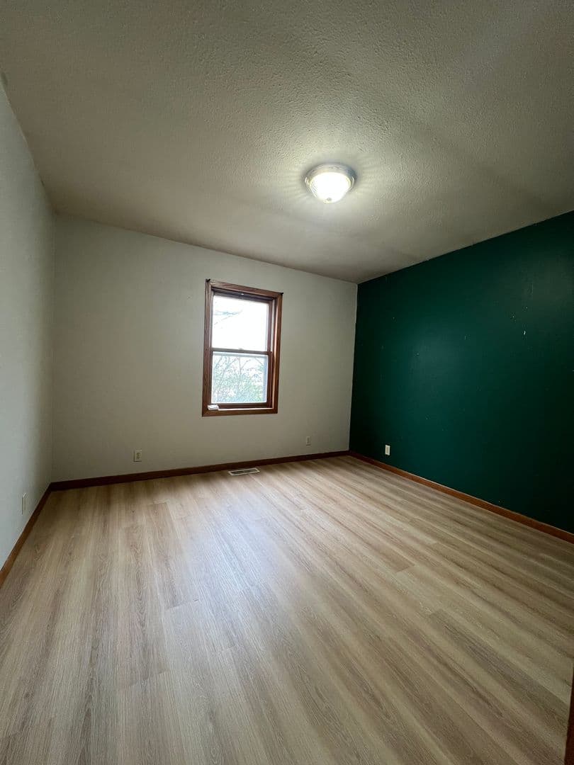 Webster City Apartment: 2540 Edgewood Drive