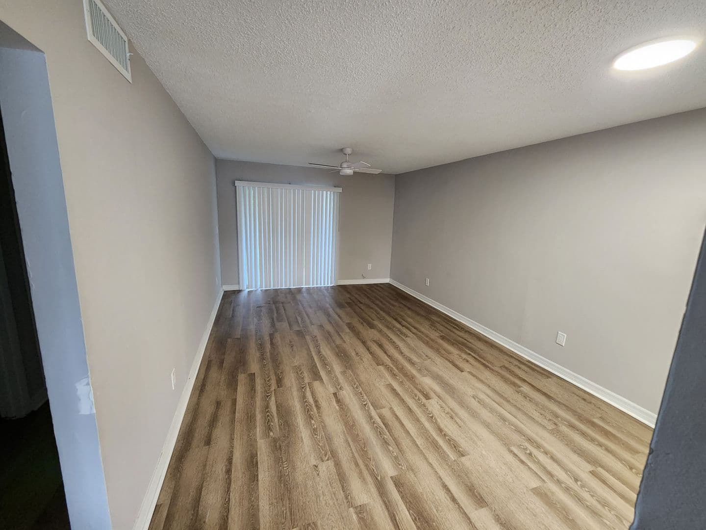 Tampa Apartment: 3701 W.  Wyoming Avenue