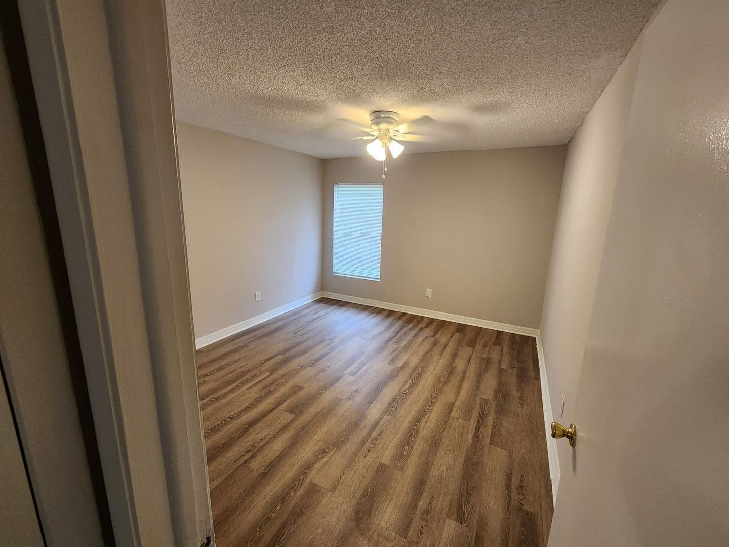 Tampa Apartment: 3701 W.  Wyoming Avenue