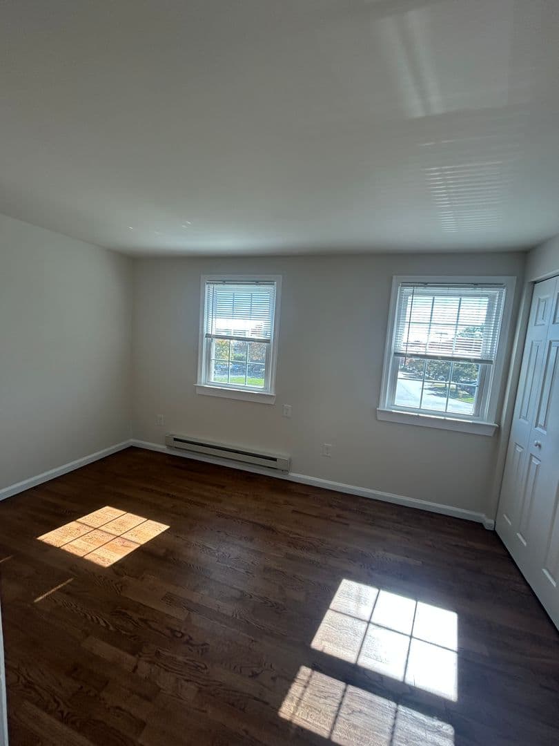 Wind Gap Apartment: 3 Taft Street