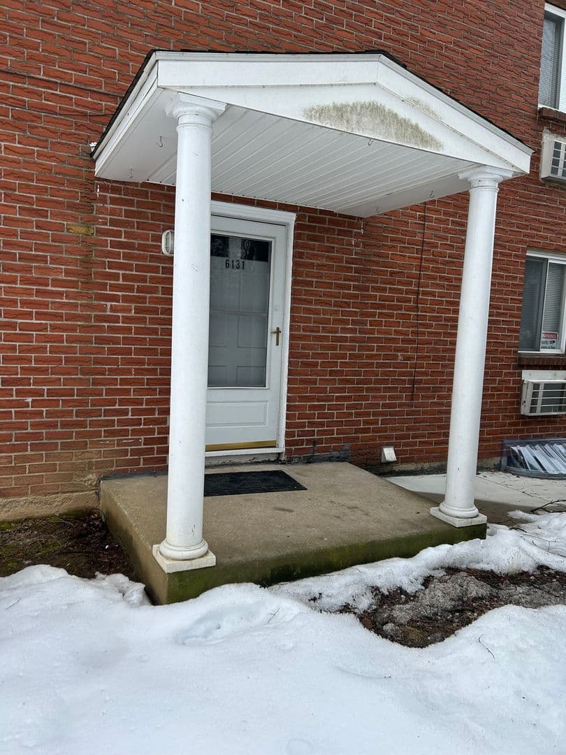 Easton Apartment: 6065 William Penn Highway