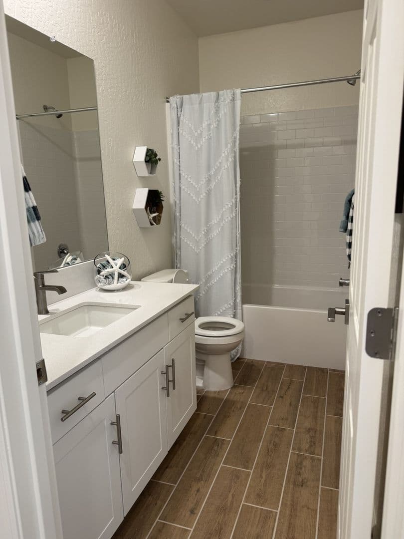 Madera House: 1154 Significant Way W