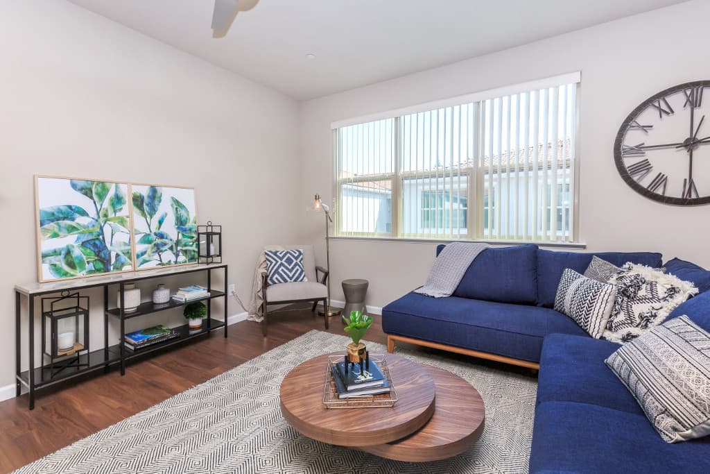 Fresno Apartment: 8072 N. Millbrook Avenue