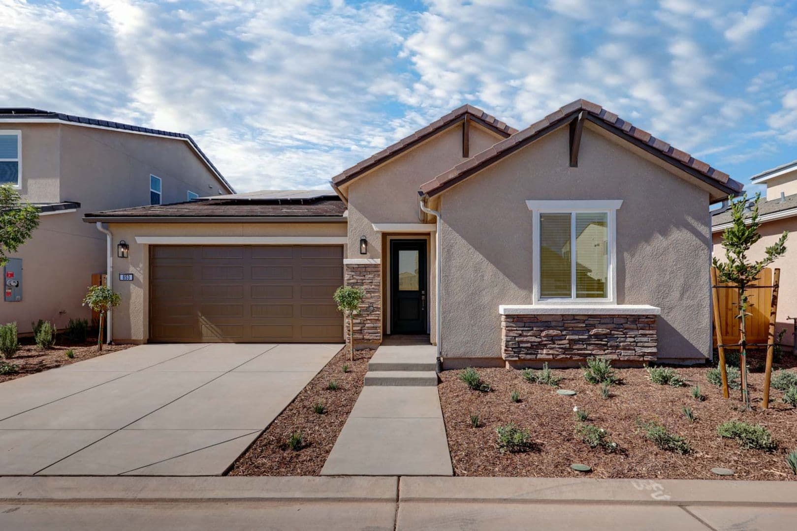Clovis House: 853 Eclipse Lane