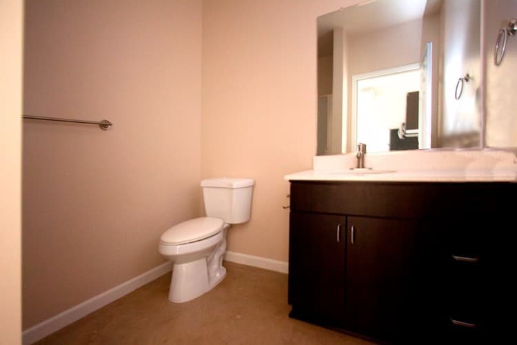 Fresno Apartment: 1612 Fulton