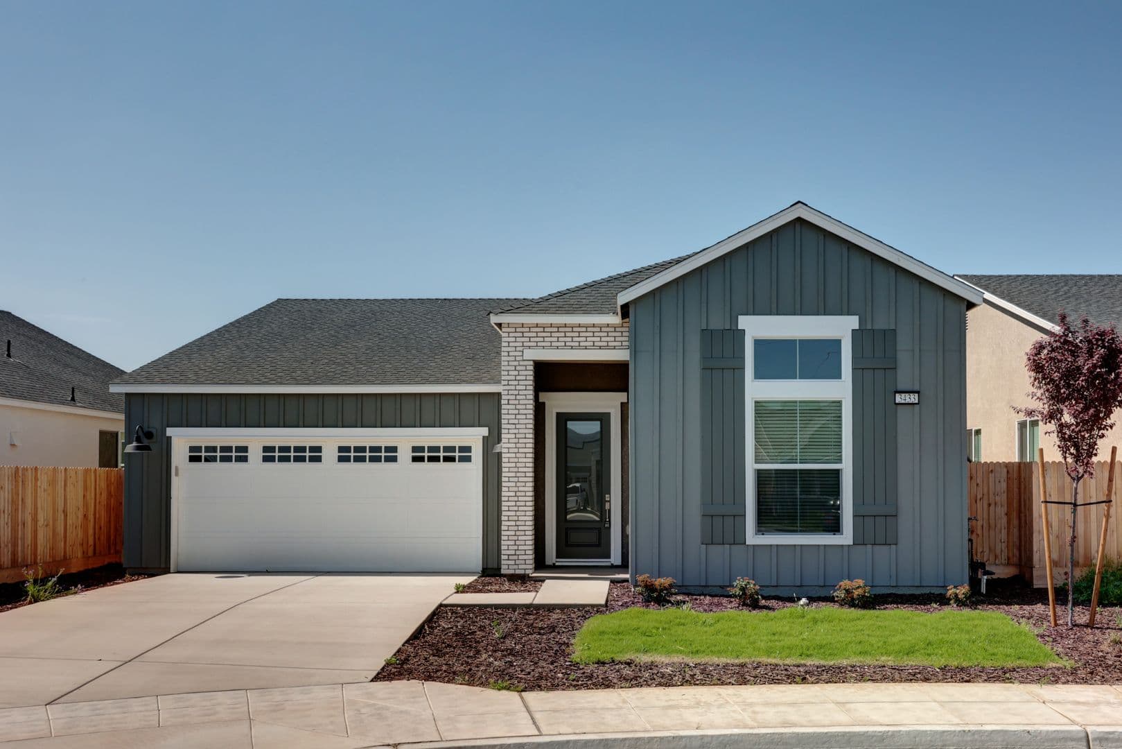 Fresno House: 3433 N Gorma