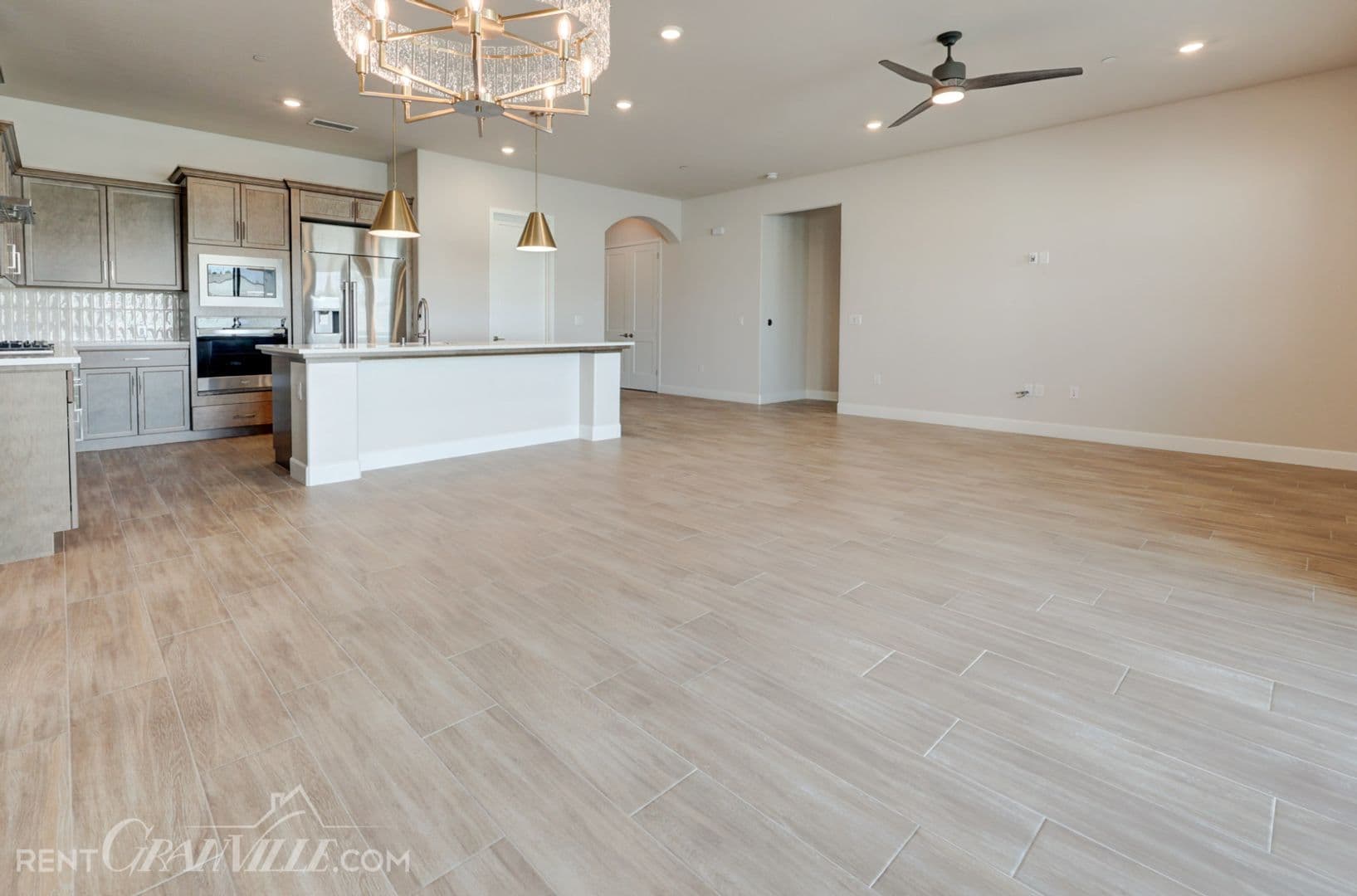 Fresno House: 7174 W Ashcroft