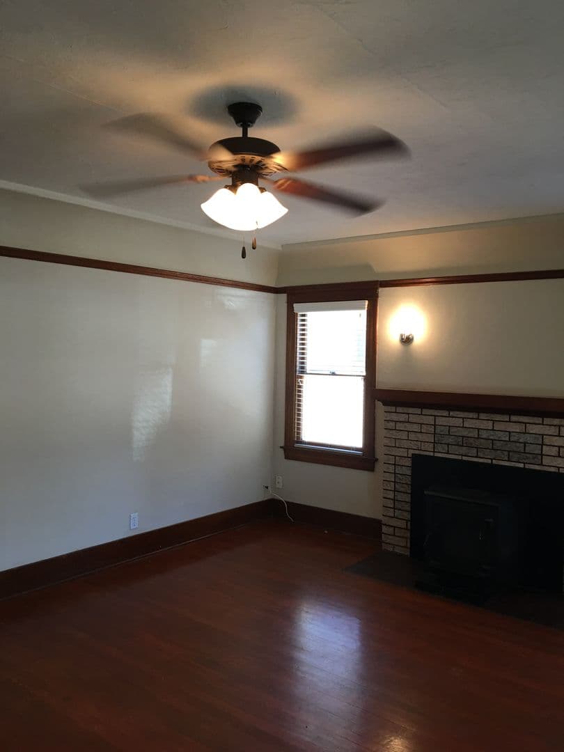 Fresno House: 1570 N. Poplar
