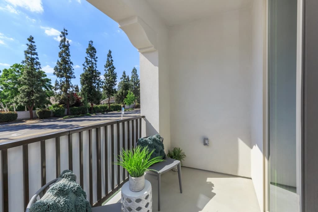 Fresno Apartment: 8072 N. Millbrook Avenue