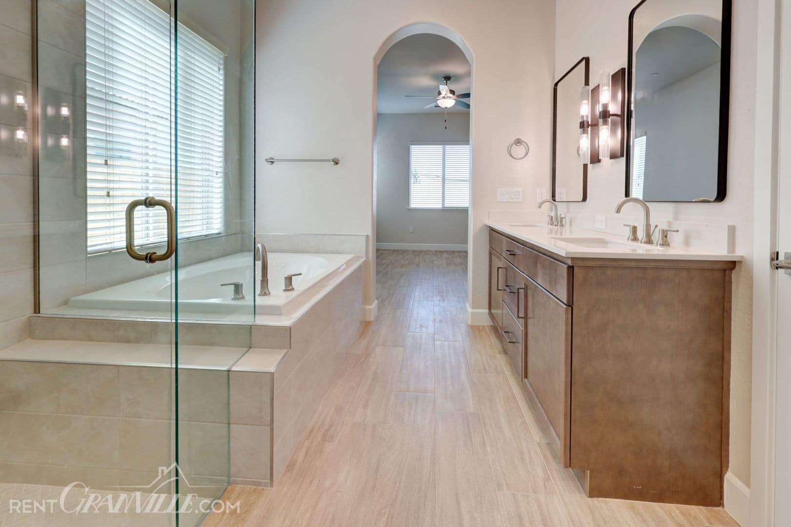 Fresno House: 7174 W Ashcroft