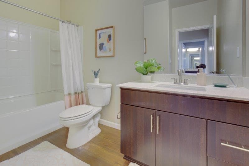 Fresno Apartment: 8072 N. Millbrook Avenue