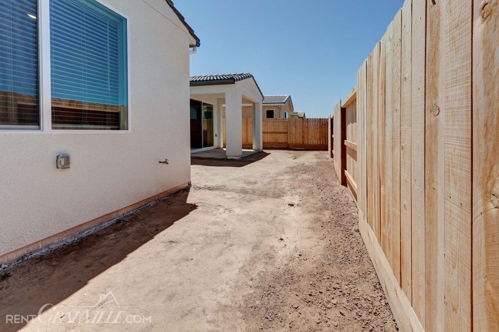 Clovis House: 877 Halford Lane