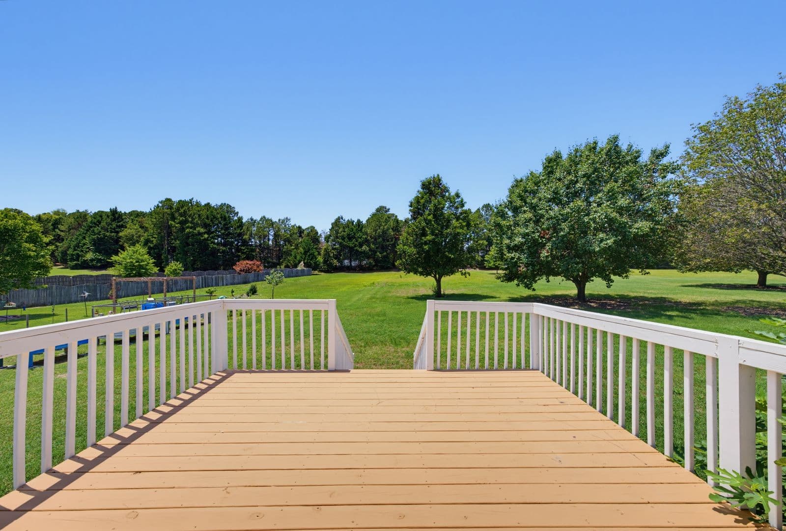 Raleigh House: 2912 Oak Bridge Drive